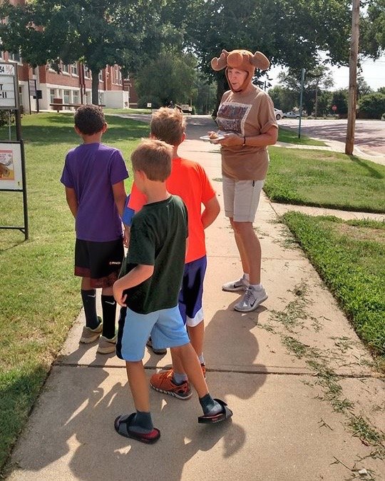 Moose Greeting Readers